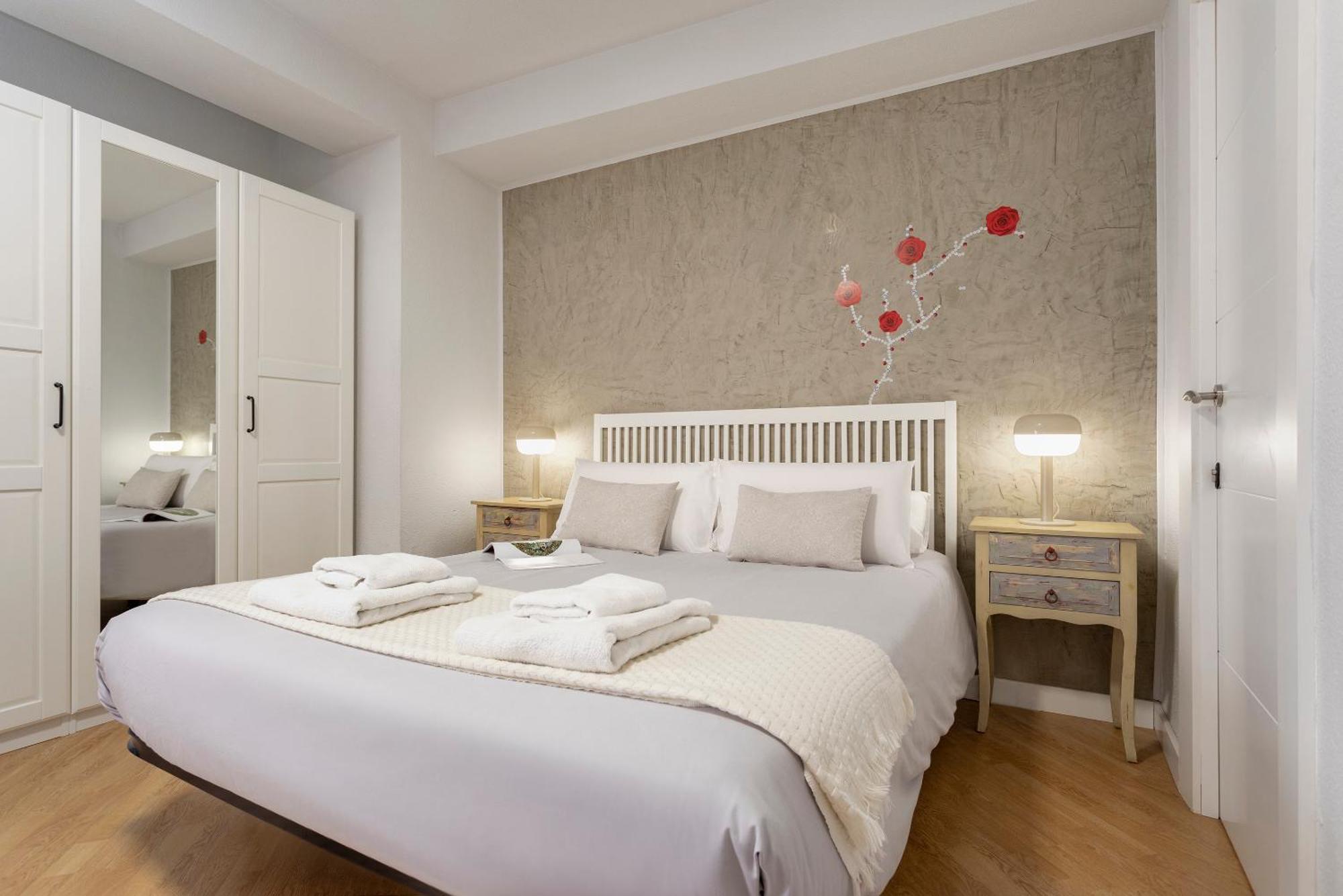 Coqueto Apartamento Junto A Calle Larios By Rent Me Málaga Esterno foto